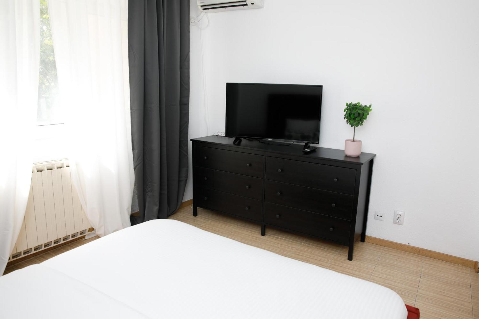 Color Apartments Corneliu Coposu No3 Bucarest Esterno foto