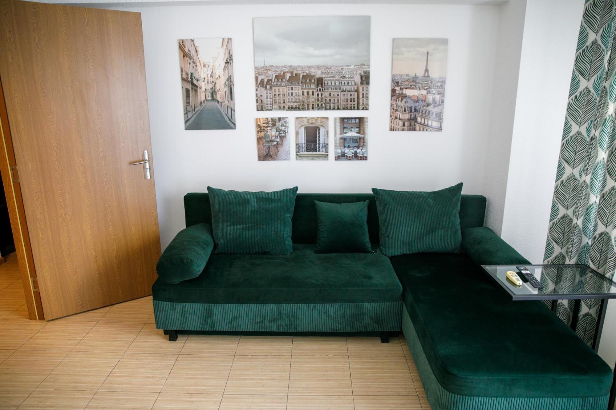Color Apartments Corneliu Coposu No3 Bucarest Esterno foto