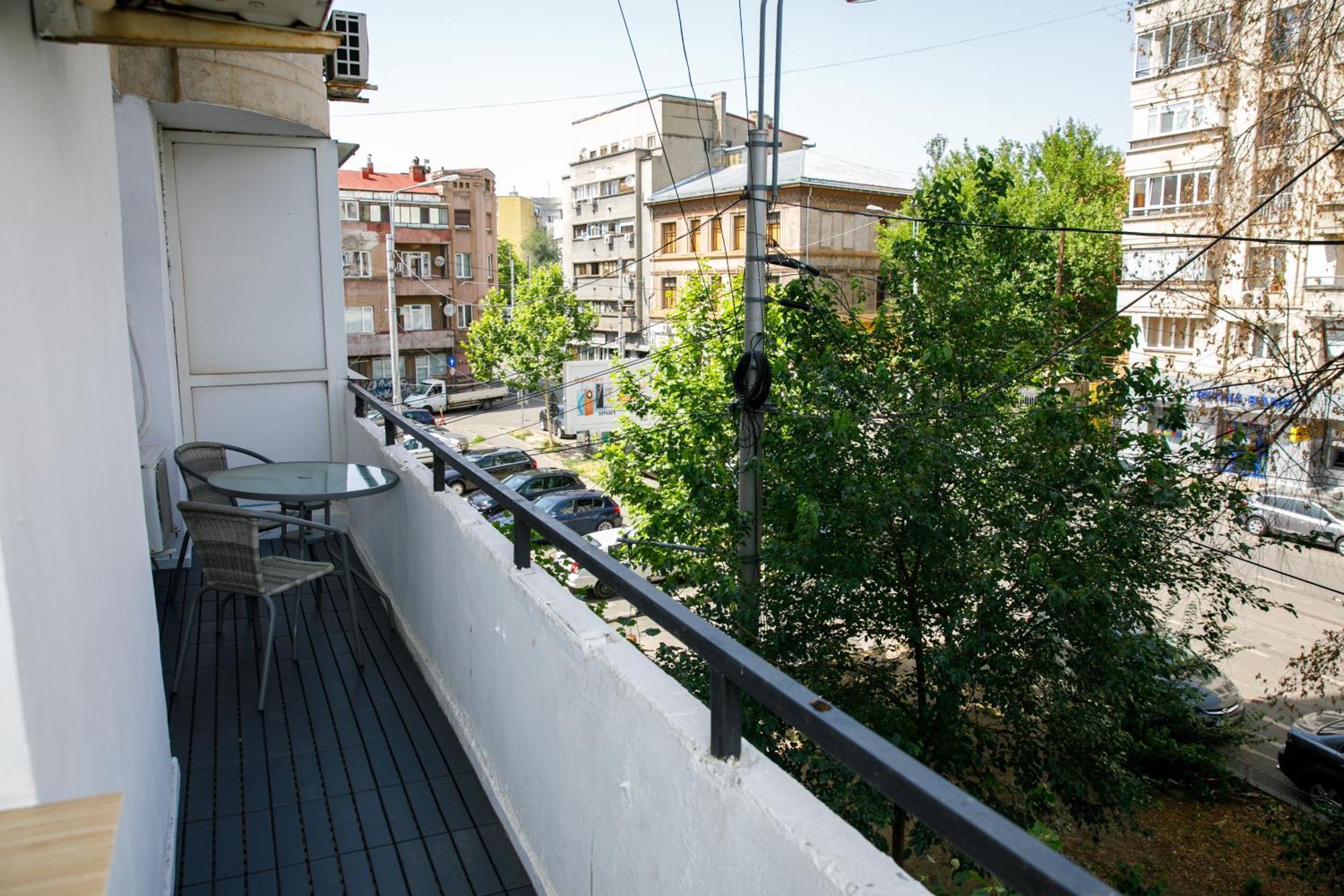 Color Apartments Corneliu Coposu No3 Bucarest Esterno foto