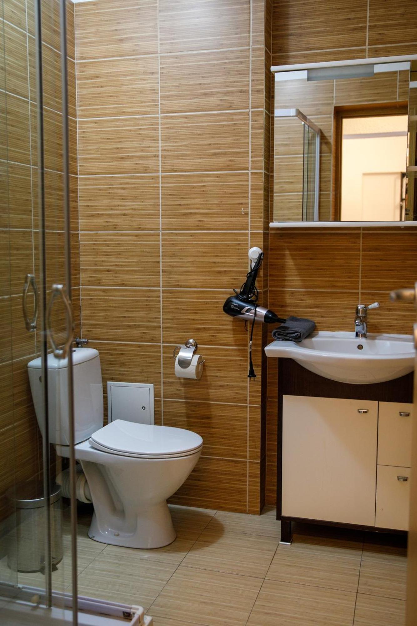 Color Apartments Corneliu Coposu No3 Bucarest Esterno foto