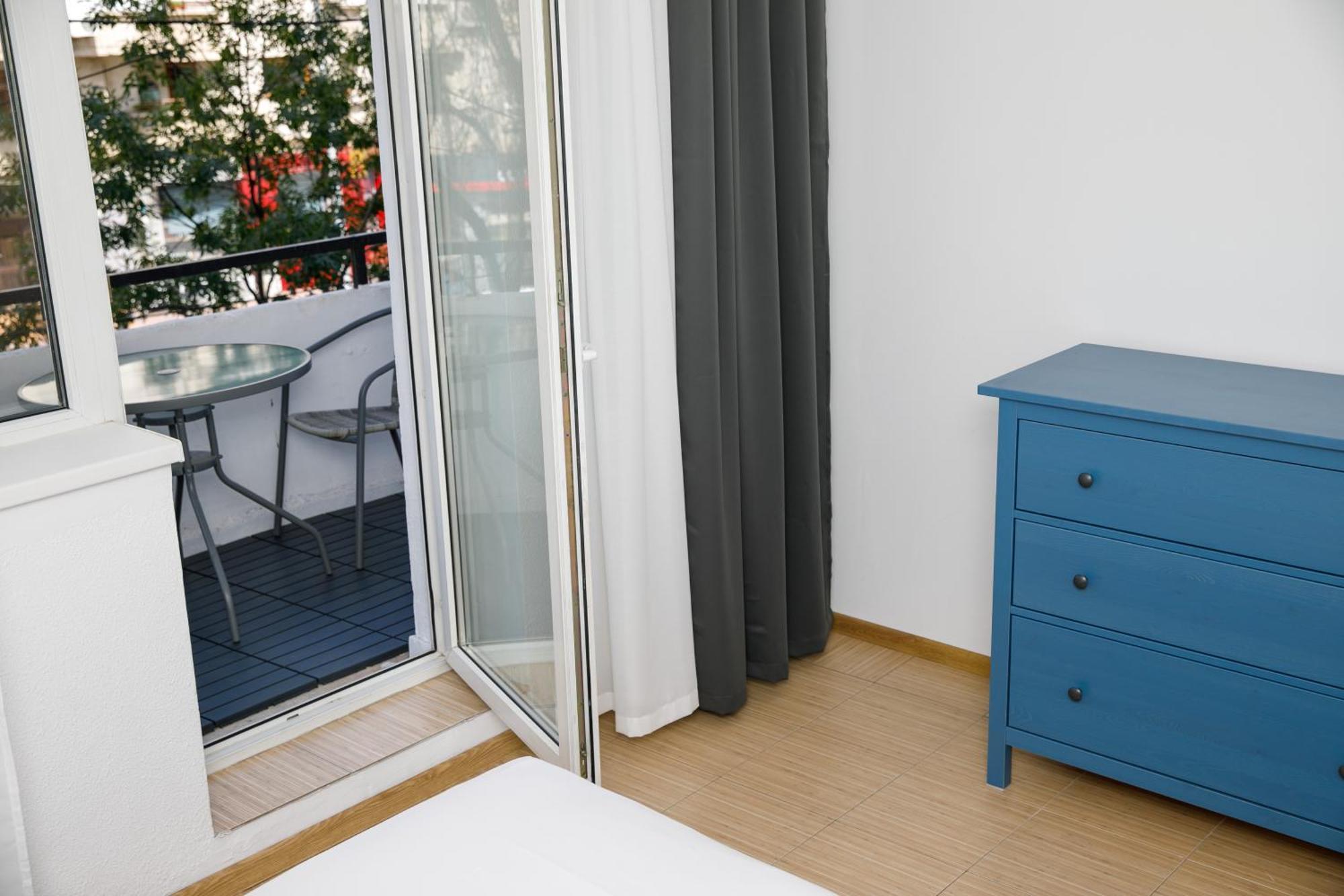 Color Apartments Corneliu Coposu No3 Bucarest Esterno foto