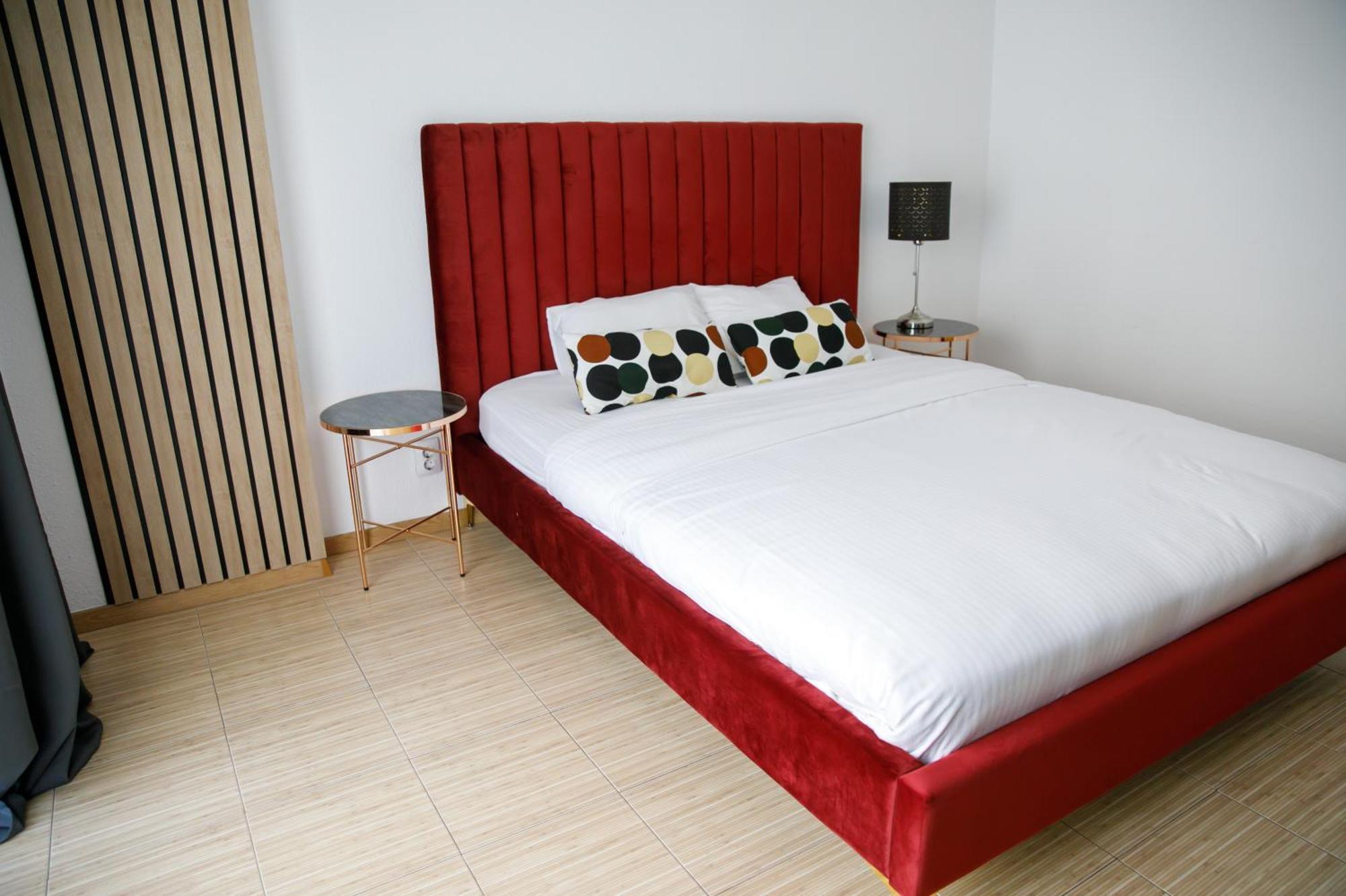 Color Apartments Corneliu Coposu No3 Bucarest Esterno foto