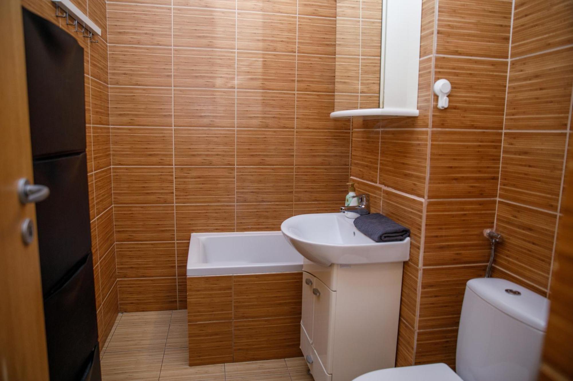 Color Apartments Corneliu Coposu No3 Bucarest Esterno foto