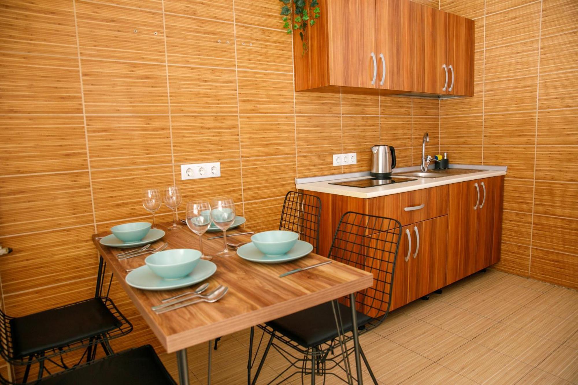 Color Apartments Corneliu Coposu No3 Bucarest Esterno foto
