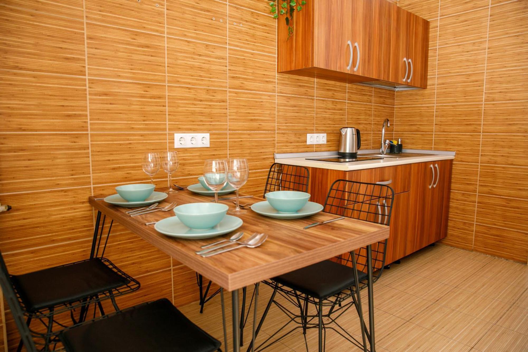 Color Apartments Corneliu Coposu No3 Bucarest Esterno foto