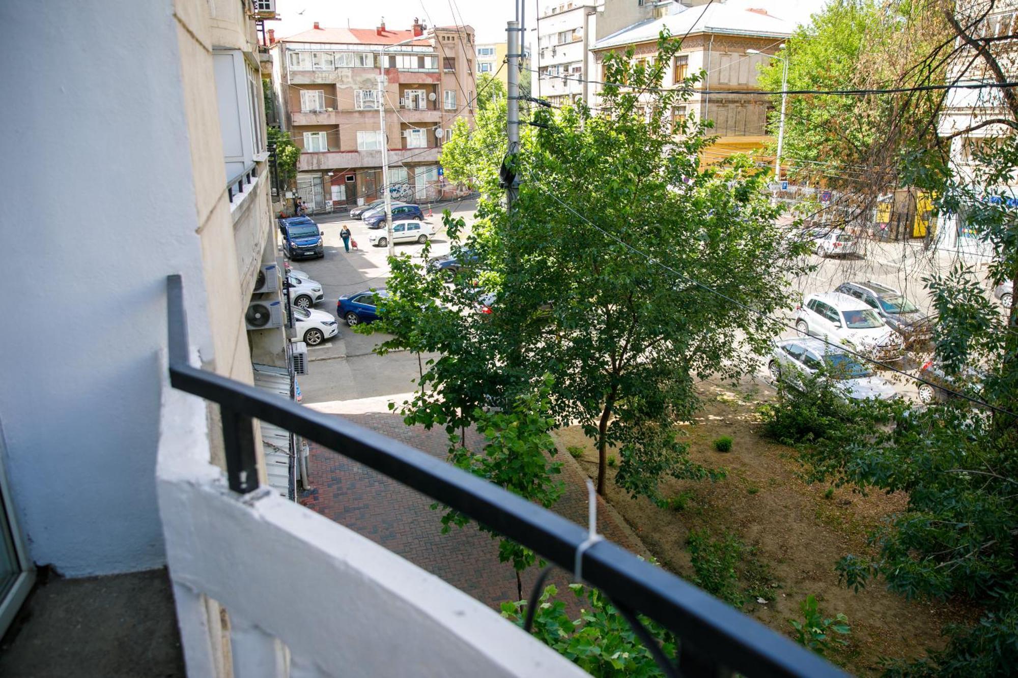 Color Apartments Corneliu Coposu No3 Bucarest Esterno foto
